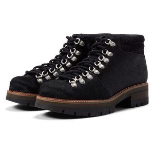 Clarks Orianna Alpine Boots in Black